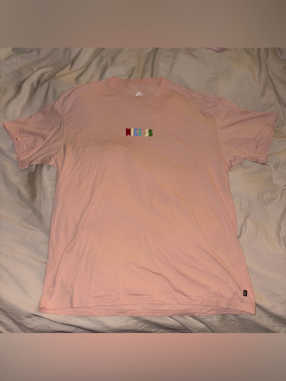 Nike SB Pink Loose Fit Graphic Shirt Men’s size L